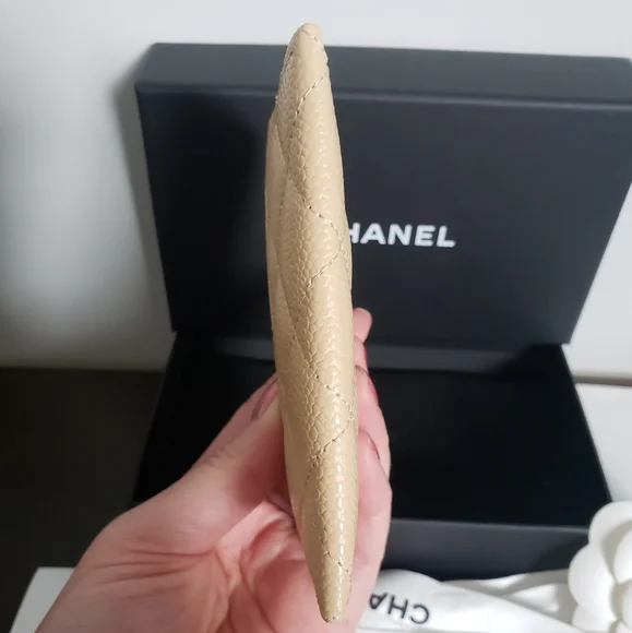 Chanel Beige Clair Classic Cardholder - Picture 10 of 14